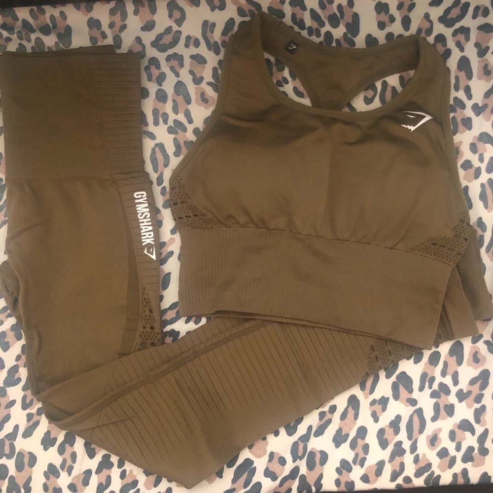 Gymshark Energy Seamless Collection, Bra/Pant Set